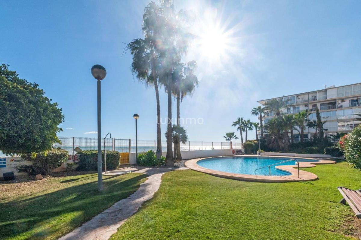 Sale of apartment in Piso en Zona l'Olla, Altea, Altea
photo 1