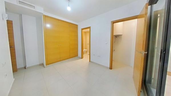 Продажа квартиры на Piso en Carolinas Altas, Alicante / Alacant, Аликанте / Алакант
 photo 4