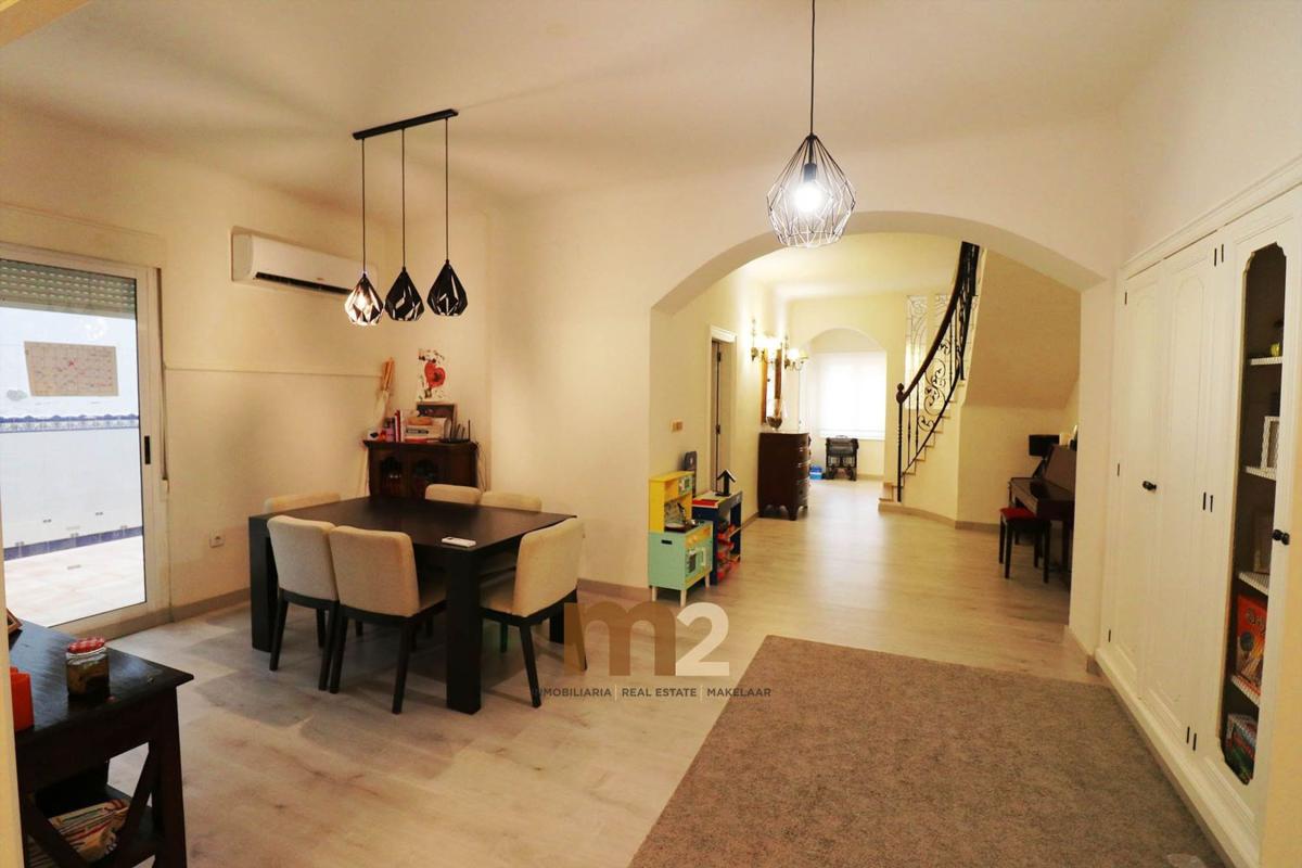 Venta de duplex en Dúplex en Ausias March, Zona Pueblo, Guardamar del Segura, Guardamar del Segura photo 4