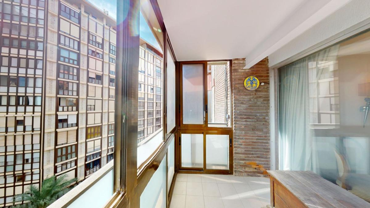 Продажа квартиры на Piso en Calle General Primo de Rivera, Casco Histórico-Santa Cruz, Alicante / Alacant, Аликанте / Алакант
photo 5