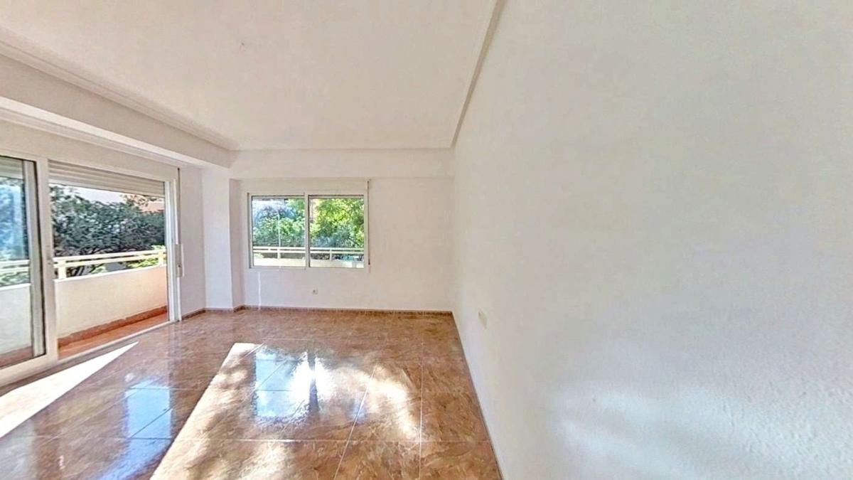 Продажа квартиры на Piso en Plà del Bon Repòs-La Goteta, Alicante / Alacant, Аликанте / Алакант
 photo 2