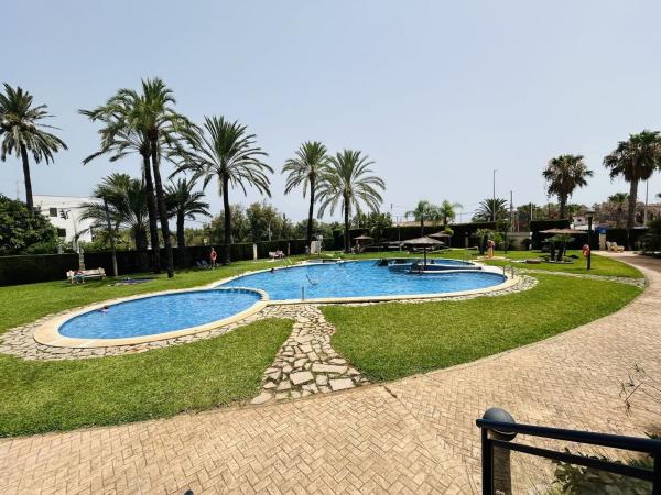 Продажа квартиры на Piso en Carretera de les Marines a Dénia, 5, Les Bassetes-El Marjal, Denia, Дения
 photo 1