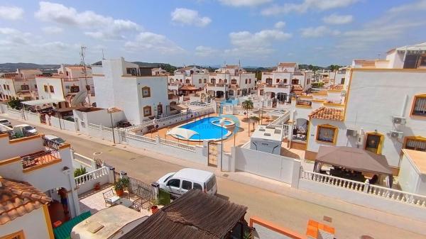 Chalet wolnostojący na sprzedaż w  Casa o chalet en Desamparados-Hurchillo-Torremendo, Orihuela, Orihuela photo 3