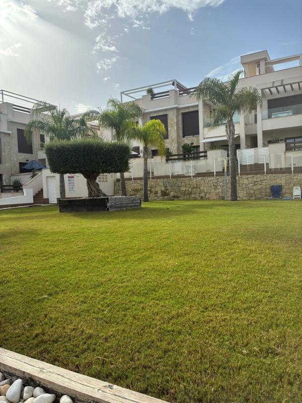Venta de piso en Piso en Los Balcones - Los Altos del Edén, Torrevieja, Torrevieja
 photo 5