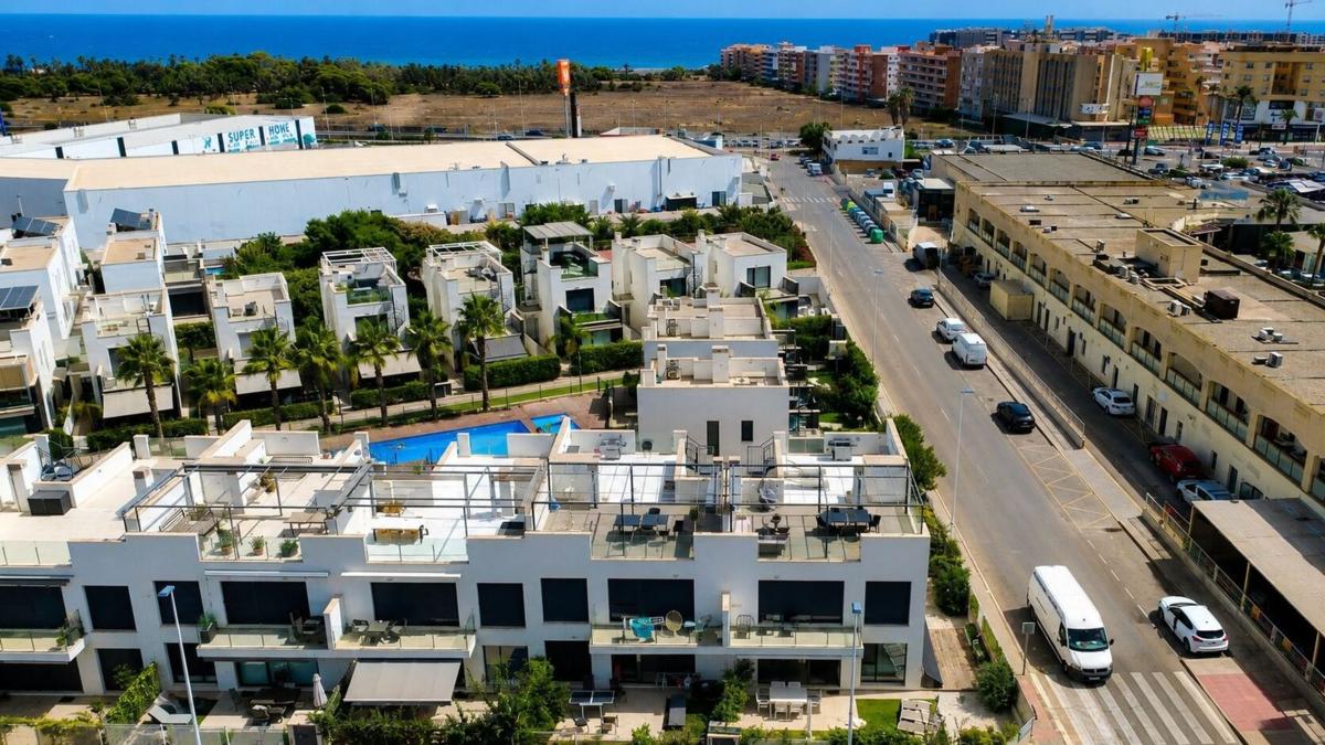 Sale of apartment in Piso en Calle Albariño, Los Balcones - Los Altos del Edén, Torrevieja, Torrevieja
 photo 5