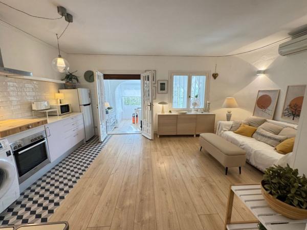 Квартира на продажу на  Piso en Cala de Finestrat, Finestrat, Финестрат photo 1