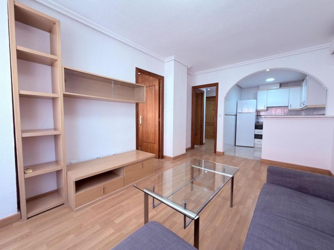 Venta de piso en Piso en Calle Nostra Senyora dels Angels, Los Ángeles, Alicante / Alacant, Alicante / Alacant
photo 1