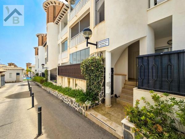 Продажа квартиры на Piso en Calle Polonia, La Marina, Elche / Elx, Эльче / Эльх
 photo 2