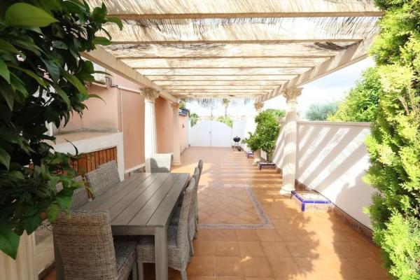 Chalet wolnostojący na sprzedaż w  Casa o chalet en Avenida de Huelva, 13, Doña Pepa, Rojales, Rojales photo 4