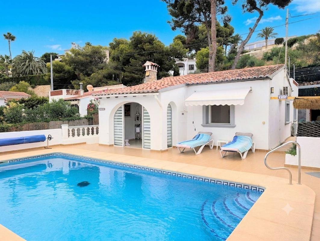Sale of independent chalet in Casa o chalet en Cala Advocat - Baladrar, Benissa, Benissa
photo 2