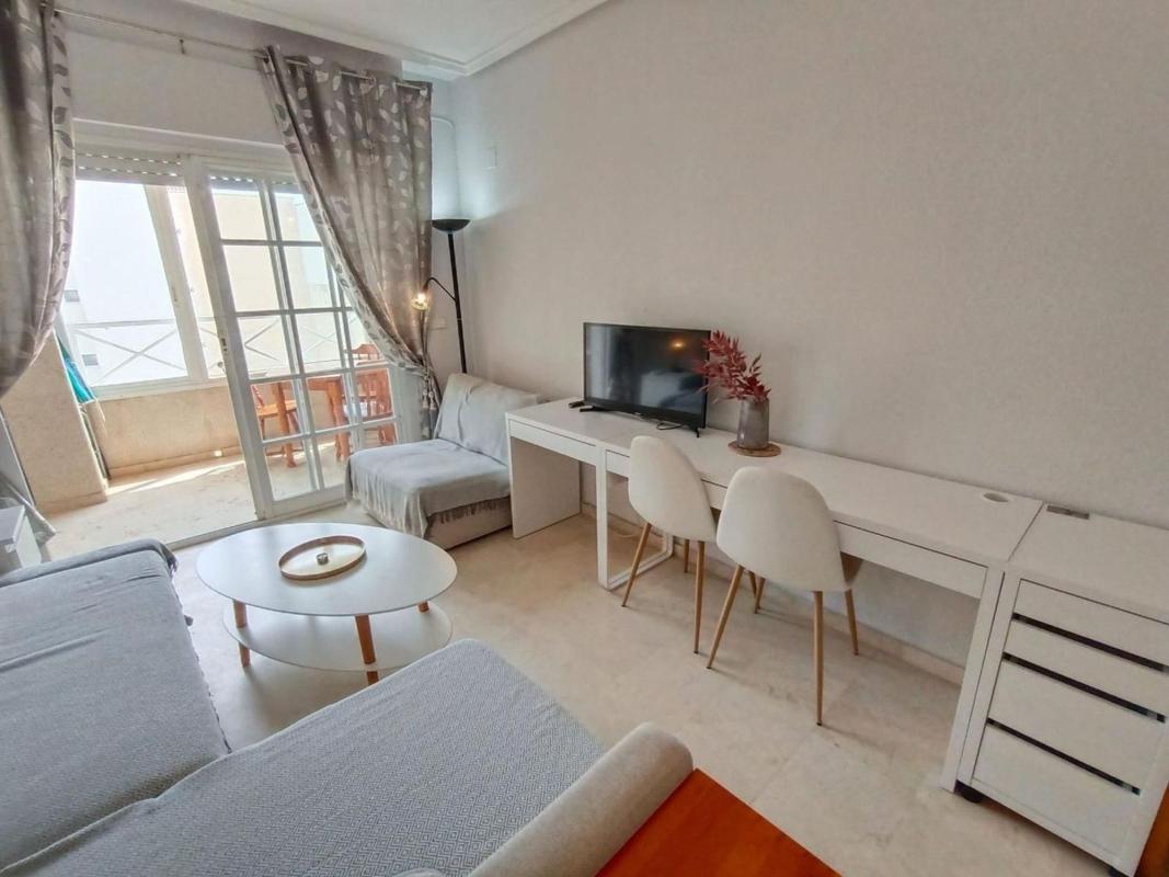 Venta de piso en Piso en Playa de los Locos, Torrevieja, Torrevieja
 photo 3