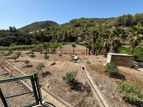 Casa o chalet independiente en Calle la Font s/n, Callosa d'En Sarria thumbnail 1