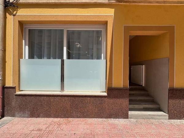 Venta de piso en Piso en Las Piscinas Naturales, Torrevieja, Torrevieja
thumbnail 3