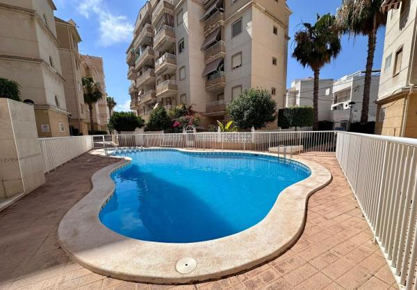 Venta de piso en Piso en Nueva Torrevieja, Torrevieja, Torrevieja
 photo 4