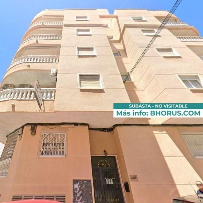 Sale of apartment in Piso en Calle Vicente Blasco Ibáñez, Las Piscinas Naturales, Torrevieja, Torrevieja
photo 1