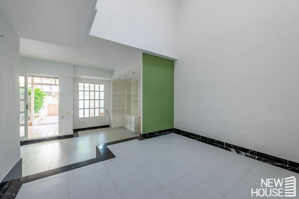 Properties for sale and rent in Spain photo 5