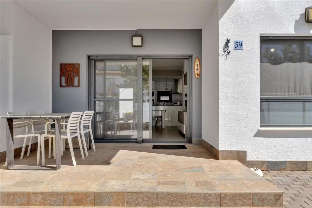 Sale of apartment in Piso en Calle Comunidad Catalana, 3, Zona Pueblo, Pilar de la Horadada, Pilar de la Horadada
 photo 5