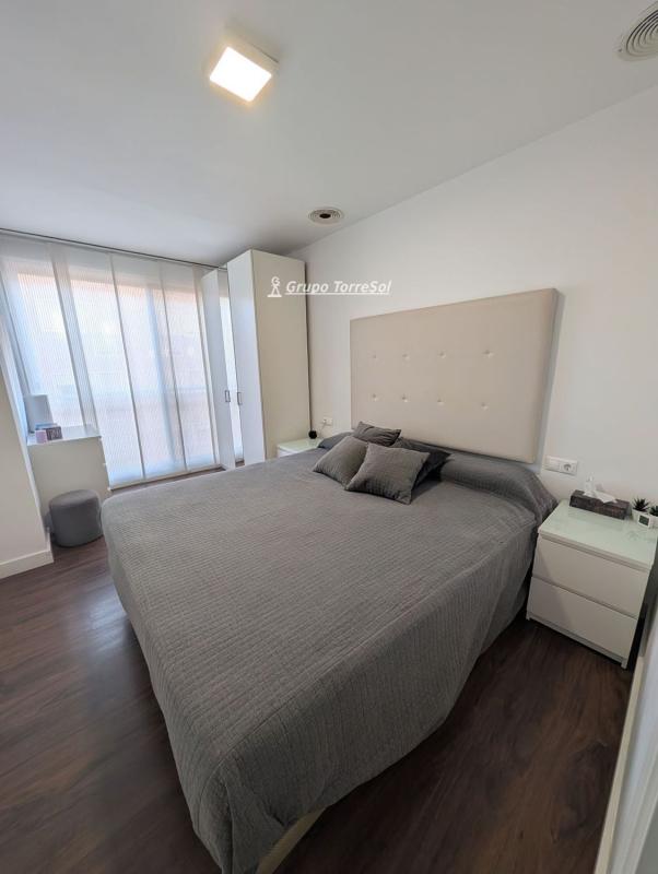 Venta de piso en Piso en Avenida Ausiàs March, San Crispín, Elche / Elx, Elche / Elx
 photo 5