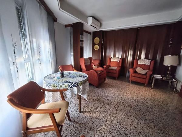 Sale of flat in Barri Zona Nord, Alcoy
thumbnail 1