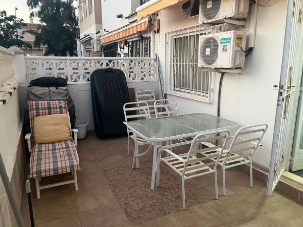 Продажа квартиры на Piso en Calle Osa Menor s/n, La Florida, Orihuela, Ориуэла
photo 1