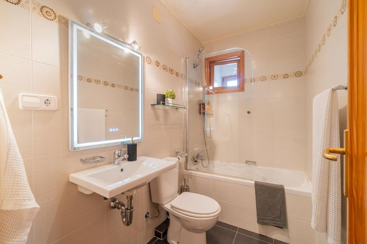 Venta de piso en Piso en Avenida Desiderio Rodríguez, 134, Playa de los Náufragos, Torrevieja, Torrevieja
photo 4