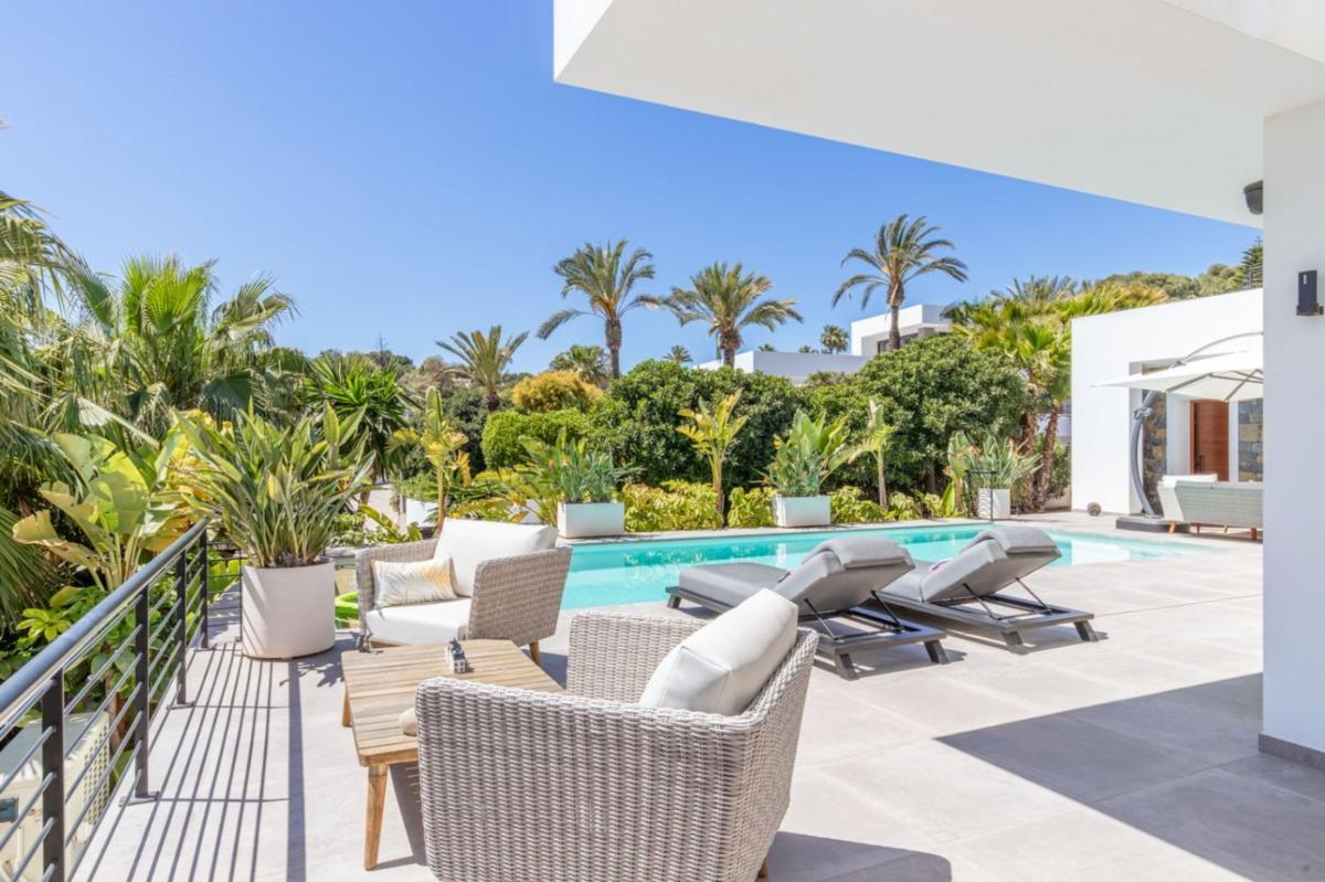 Properties for sale and rent in Spain photo 5