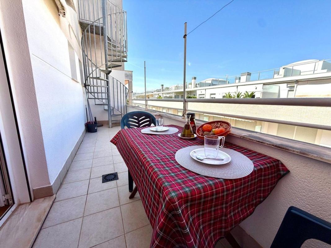 Sprzedaż poddasza w Ático en Calle del Llavador, Centro Urbano, Denia, Dénia photo 5