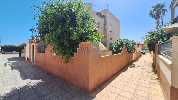 Продажа квартиры на Piso en Playa Flamenca, Orihuela, Ориуэла
thumbnail 2