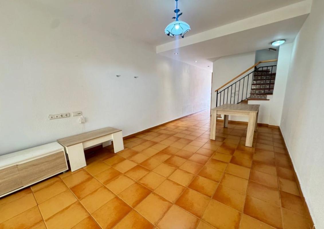 Properties for sale and rent in Spain photo 5