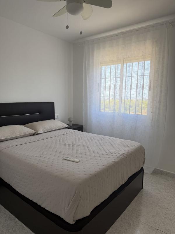 Venta de piso en Piso en Calle Murillo, 100, La Siesta - El Salado - Torreta, Torrevieja, Torrevieja
photo 3