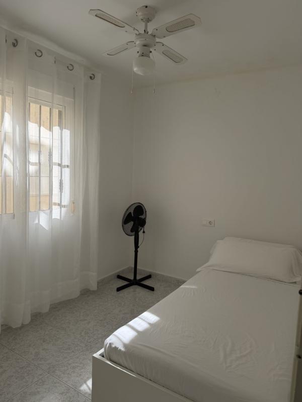 Venta de piso en Piso en Calle Murillo, 100, La Siesta - El Salado - Torreta, Torrevieja, Torrevieja
photo 4