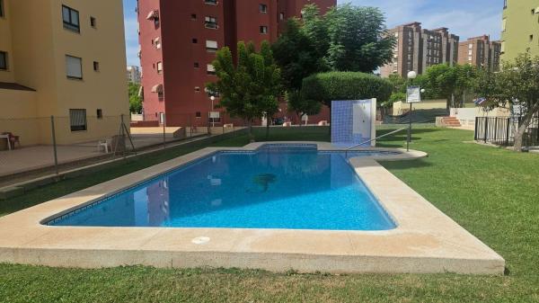 Продажа квартиры на Piso en Andalucia, Pueblo Levante, Benidorm, Бенидорм
photo 1