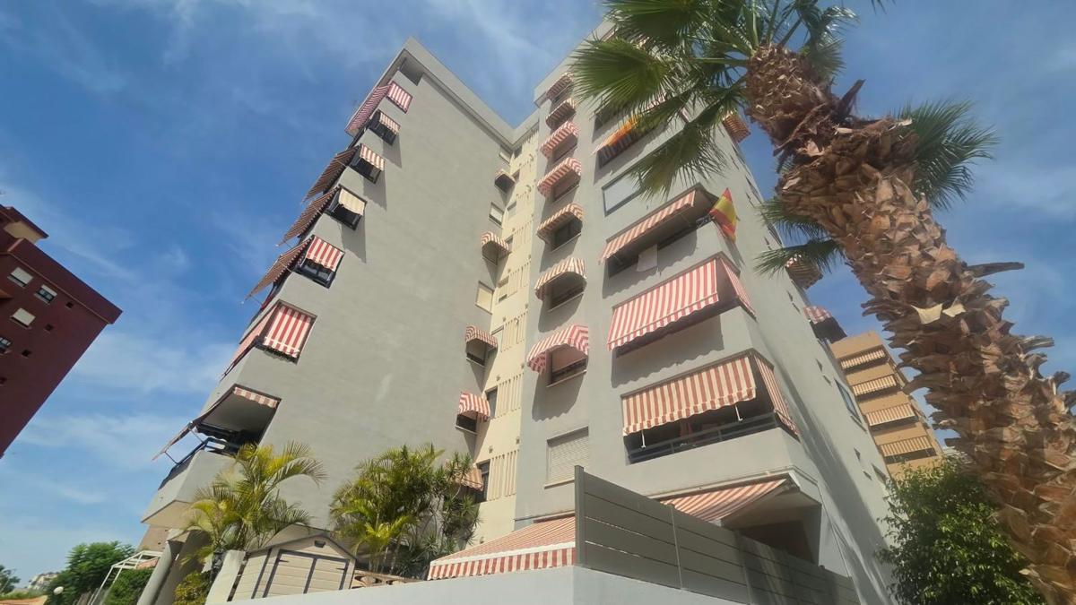 Продажа квартиры на Piso en Andalucia, Pueblo Levante, Benidorm, Бенидорм
 photo 2