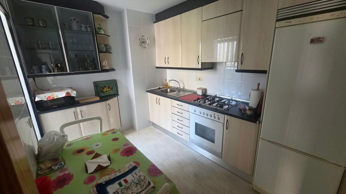 Продажа квартиры на Piso en Andalucia, Pueblo Levante, Benidorm, Бенидорм
 photo 5