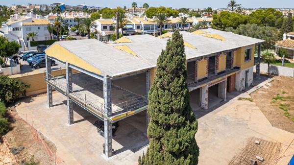 Casa o chalet independiente en Mediterran-cabo Roig, 8, Cabo Roig, Orihuela photo 2