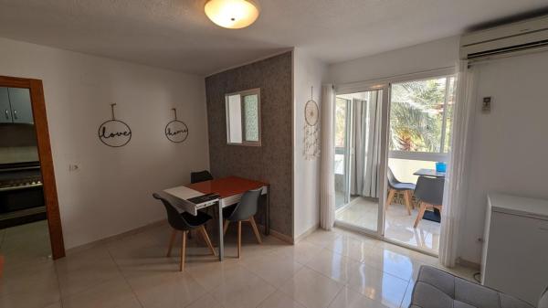 Продажа квартиры на Piso en Zona Sierra Helada, Benidorm, Бенидорм
thumbnail 1