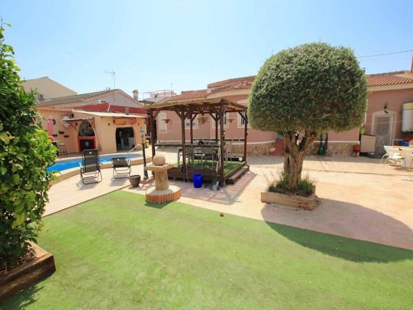 Chalet pareado en Benijofar thumbnail 1