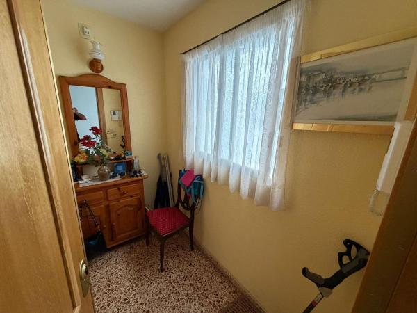 Venta de piso en Piso en Antonio Machado, Torrevieja, Torrevieja
thumbnail 2