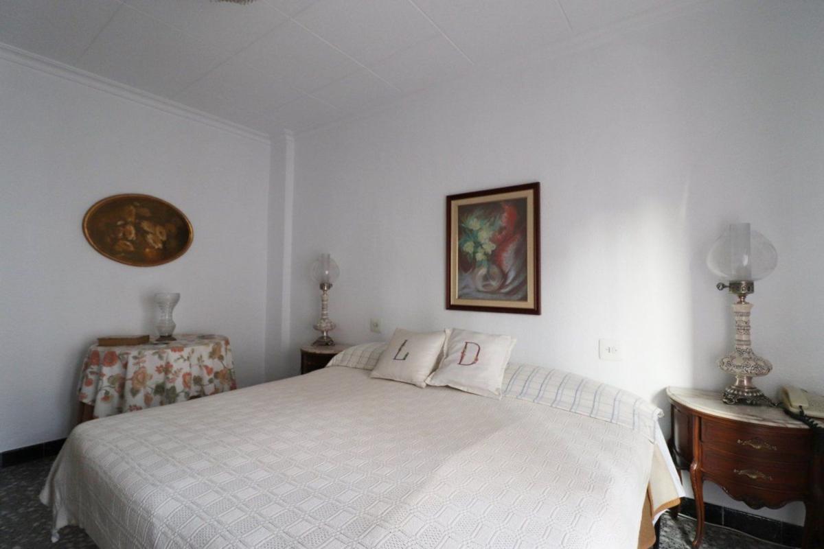 Properties for sale and rent in Spain photo 3