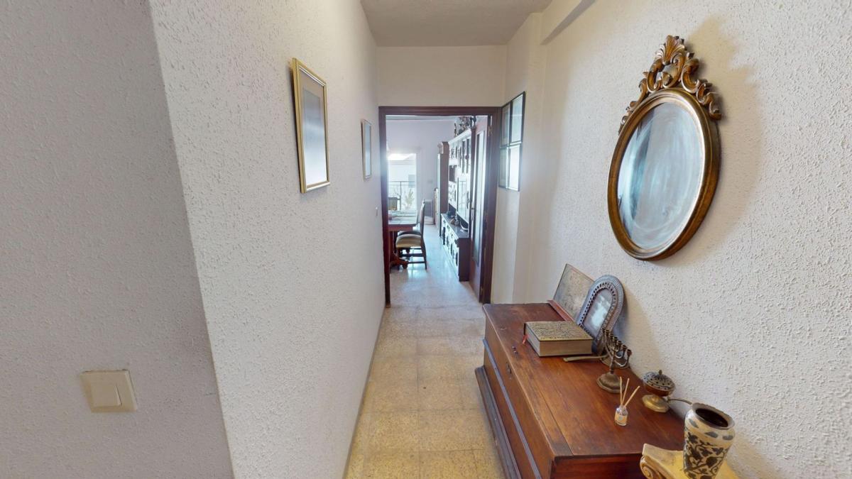 Sale of apartment in Piso en Calle Azorín, La Florida, Alicante / Alacant, Alicante
photo 2