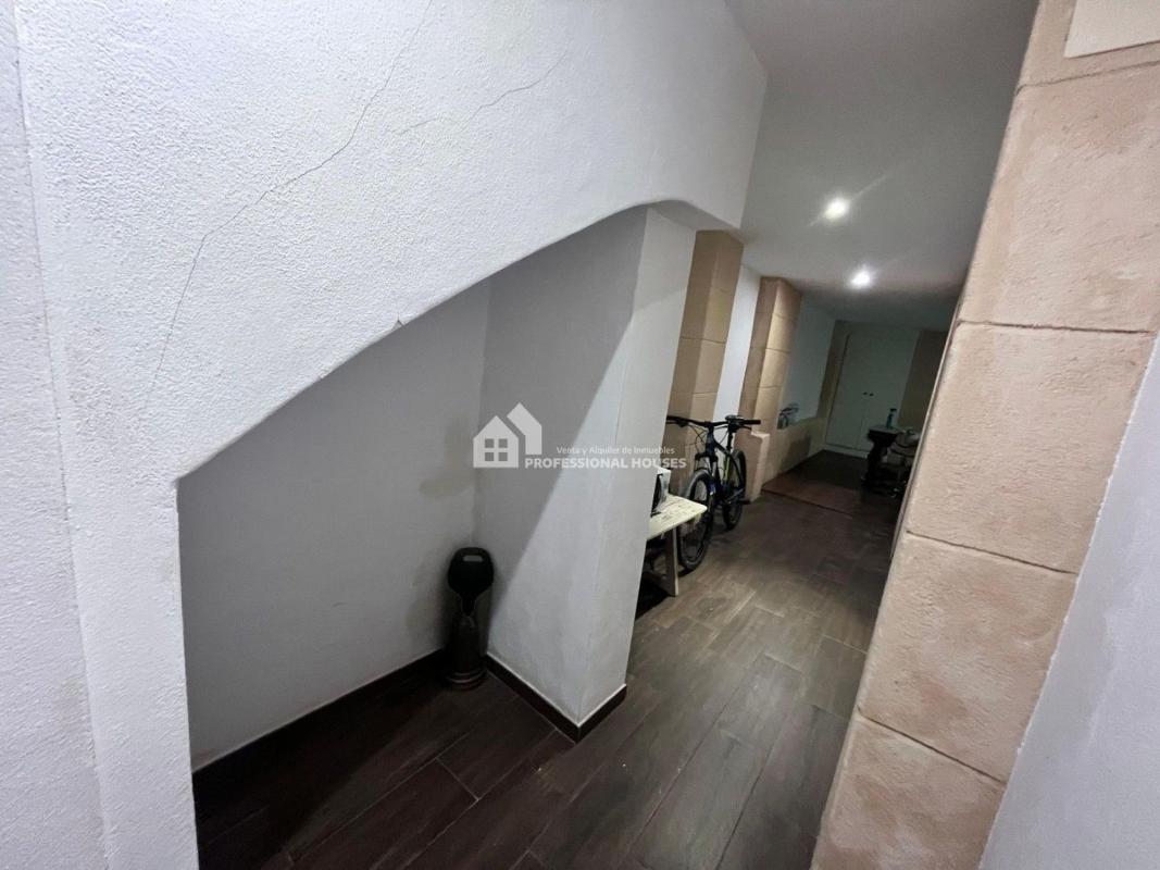 Sale of apartment in Piso en Calle el Camí, 30, Centro - Zona Alta, Alcoy / Alcoi, Alcoy
 photo 2