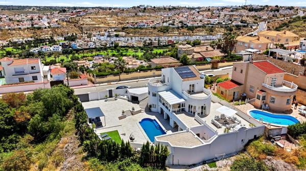 Casa o chalet independiente en Urbanización Ciudad Quesada 2, La Marquesa, Rojales thumbnail 1