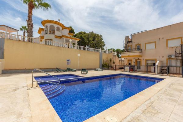 Sprzedaż mieszkania w Piso en Calle Tomás Bretón, 2, Villamartín, Orihuela, Orihuela
photo 1
