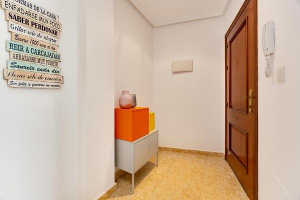Venta de piso en Piso en Calle el Calvario, 7, Centro, San Miguel de Salinas, San Miguel de Salinas
thumbnail 1
