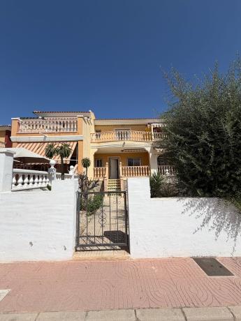 Chalet adosado en Huelva De, 7, Doña Pepa, Rojales thumbnail 1