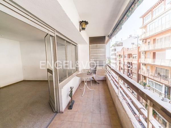 Продажа квартиры на Piso en Calle Alemania, 6, Ensanche-Diputación, Alicante / Alacant, Аликанте / Алакант
 photo 3