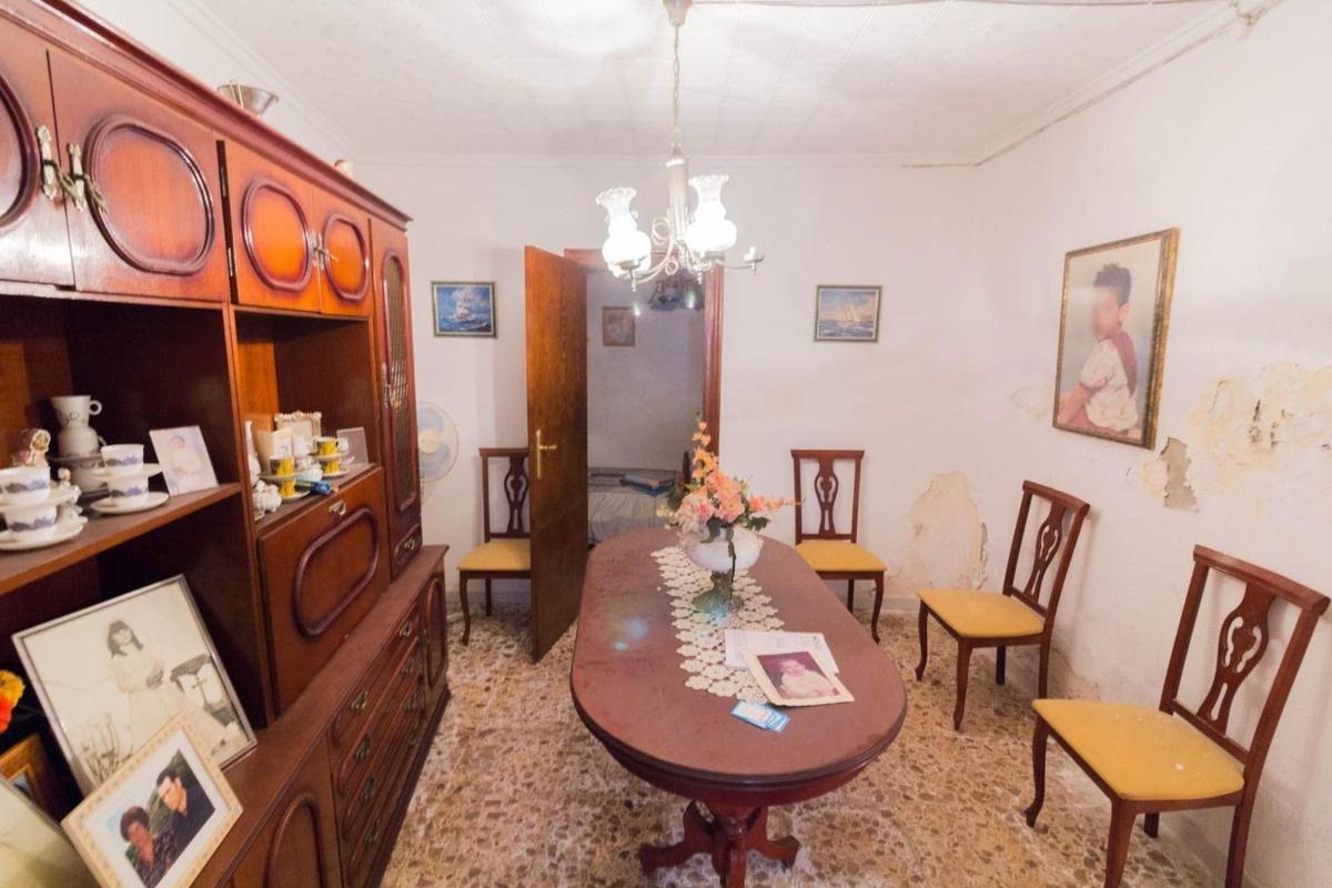 Propiedades en venta y alquiler en España photo 4