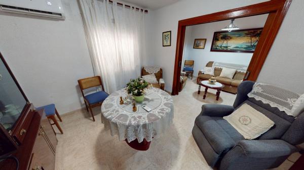 Продажа квартиры на Piso en Calle Matemático Romero, Virgen del Remedio - Parque lo Morant, Alicante / Alacant, Аликанте / Алакант
 photo 2
