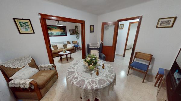 Продажа квартиры на Piso en Calle Matemático Romero, Virgen del Remedio - Parque lo Morant, Alicante / Alacant, Аликанте / Алакант
 photo 4
