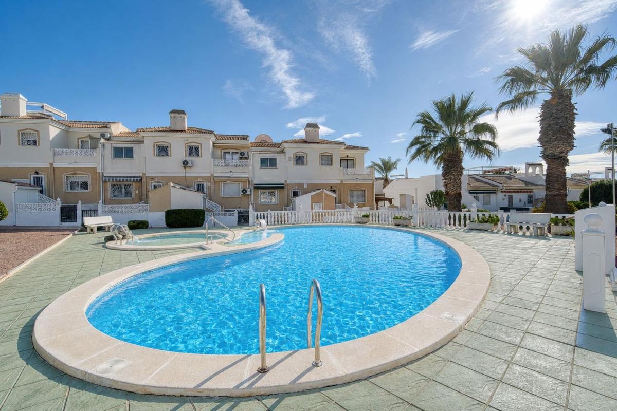 Properties for sale and rent in Spain photo 2